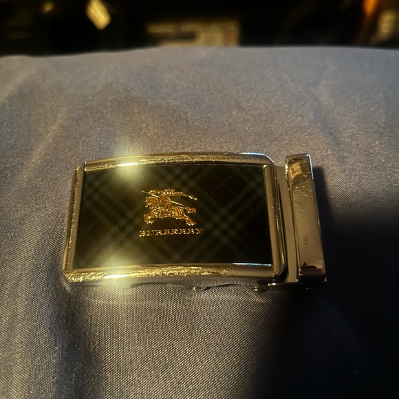 Burberry belt buckle - Picture 3 of 3